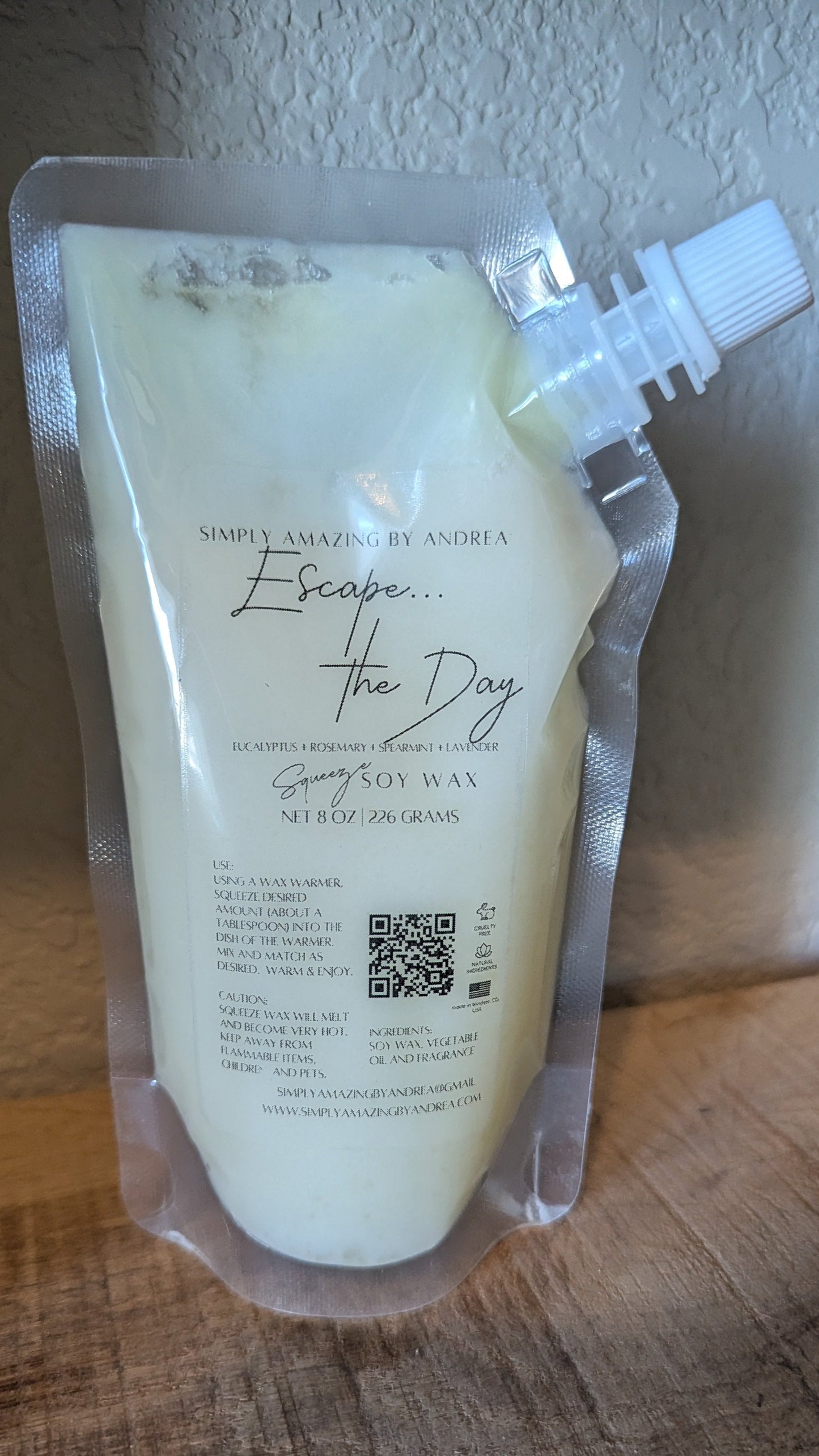 Squeeze Soy Wax - Escape the Day
